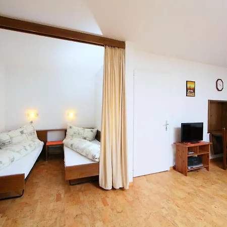Ringstrasse 212 By Interhome
